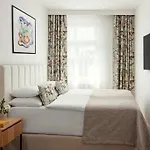R16 Residences 프라하