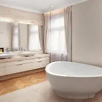 公寓式酒店 R16 Residences 5*