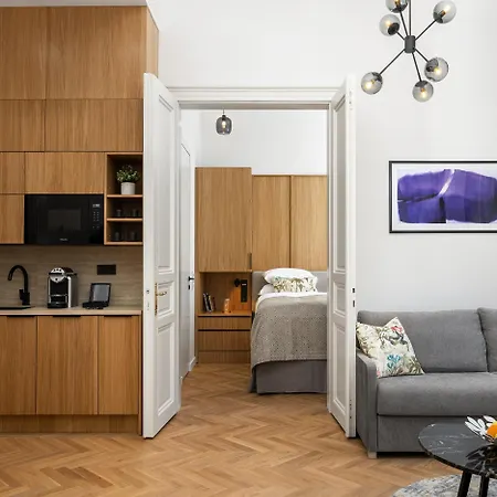 R16 Residences Aparthotel Praga