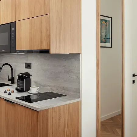 R16 Residences Apart-hotel