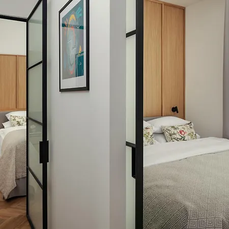 R16 Residences Praga