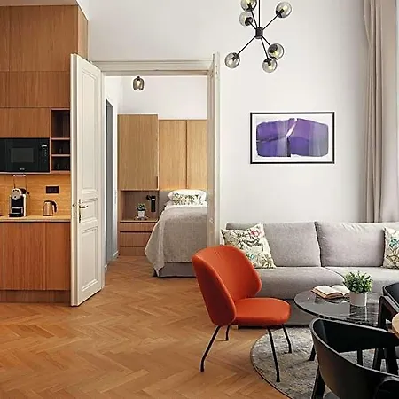 아파트호텔 R16 Residences 5*