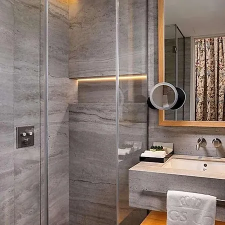 R16 Residences Prag